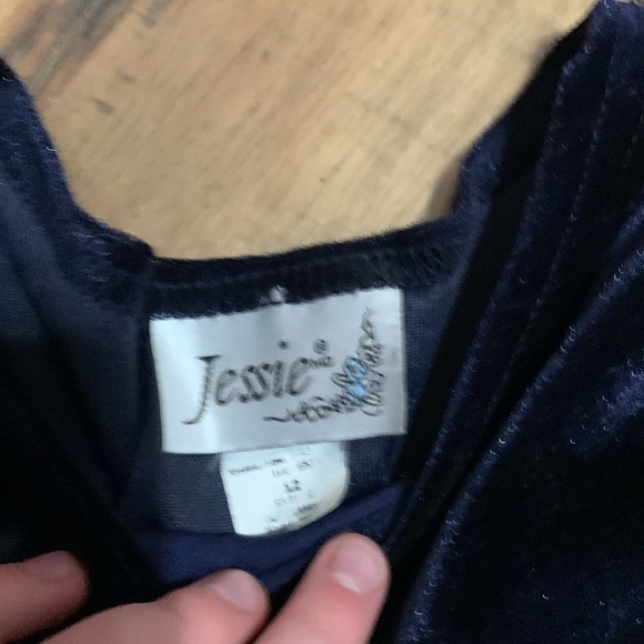 Jessie velvet dress navy blue size 12 - Picture 4 of 10